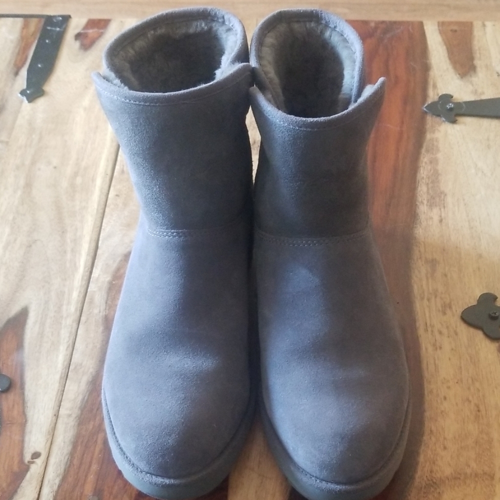 Gray Ugg Boots Size 9